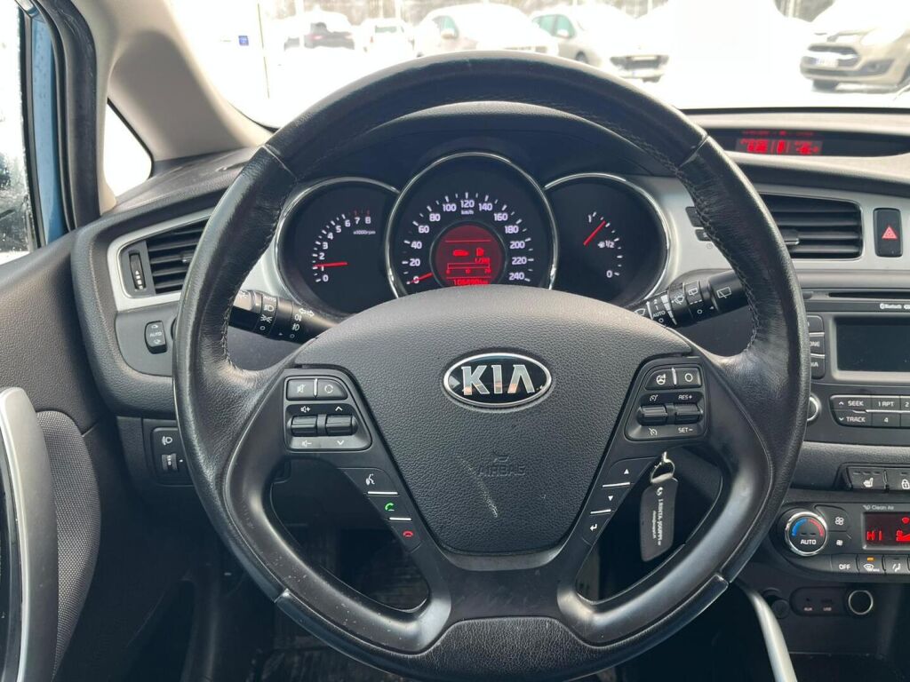 Kia Ceed 2012 Sininen