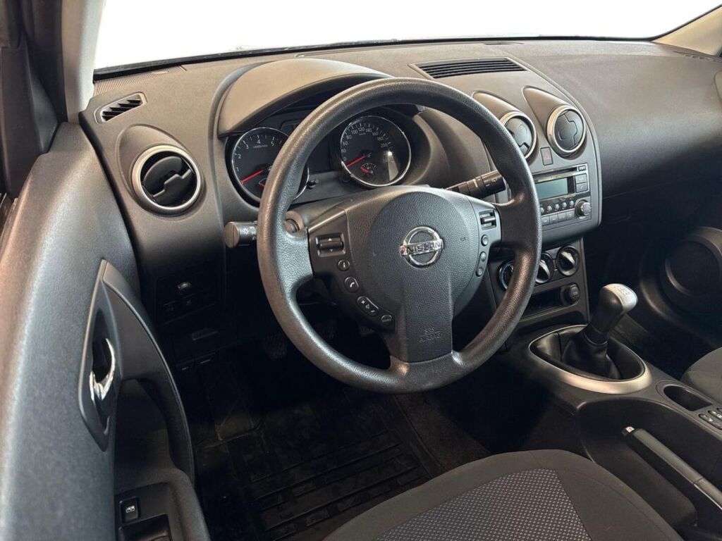 Nissan Qashqai 2012, bild 7/27