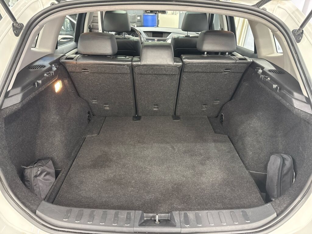 BMW X1 2012 Valkoinen