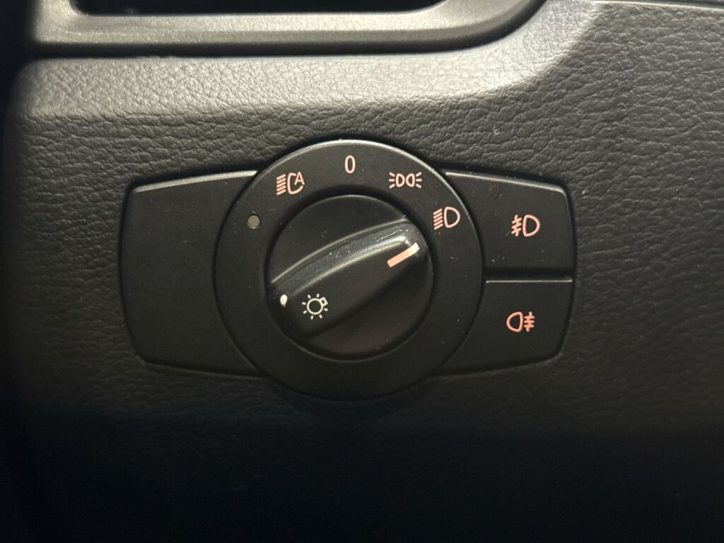 BMW X1 2012 Valkoinen