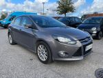 Ford Focus 2012 Ruskea (beige)