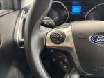 Ford Focus 2012 Ruskea (beige)
