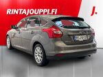 Ford Focus 2012 Ruskea (beige)