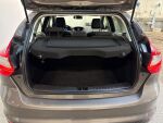 Ford Focus 2012 Ruskea (beige)