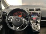 Toyota Verso-S 2012 Violetti