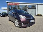 Toyota Verso-S 2012 Violetti