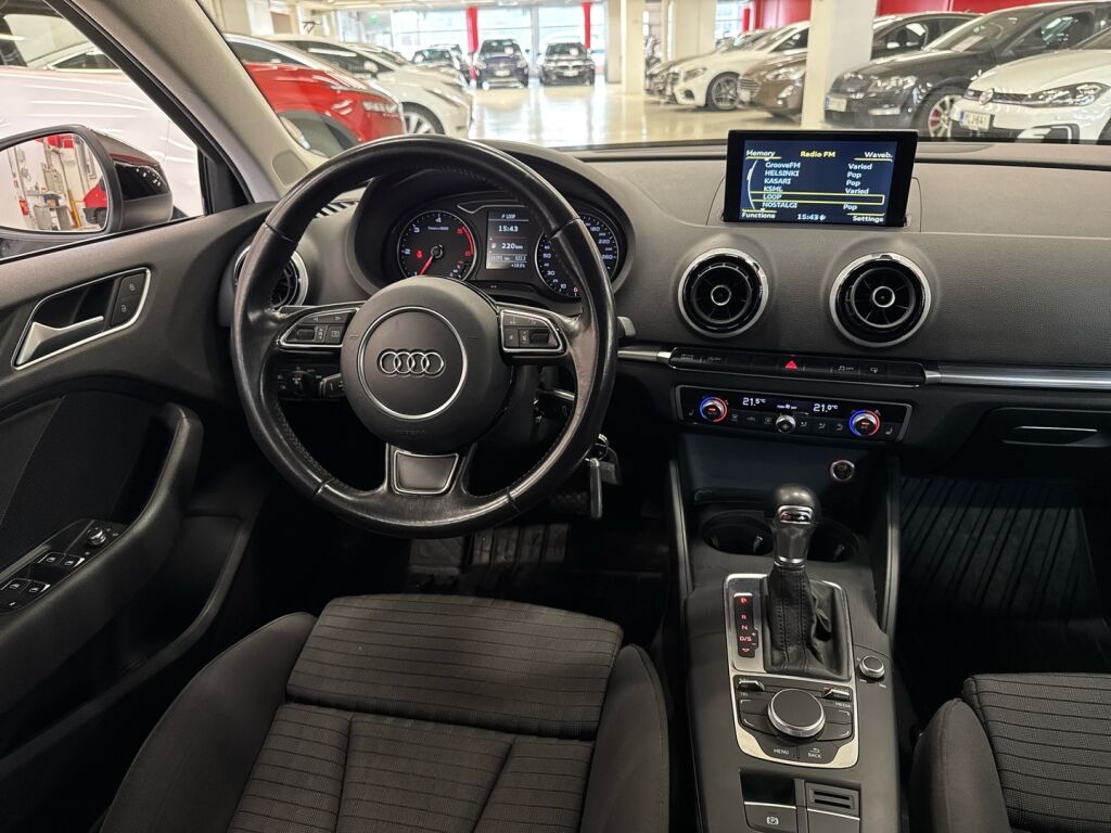 Audi A3 2015 Musta
