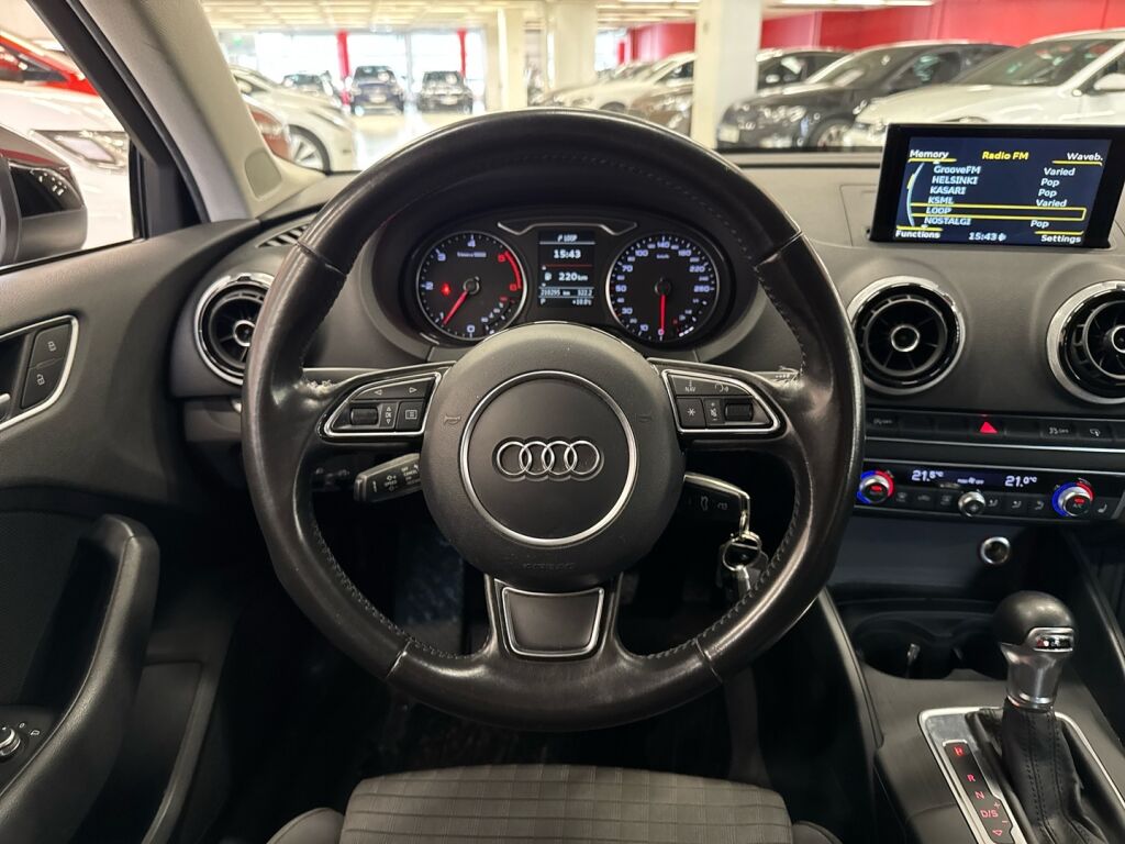 Audi A3 2015 Musta