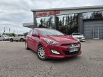 Hyundai i30 Wagon 2015 Punainen
