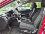 Hyundai i30 Wagon 2015 Punainen