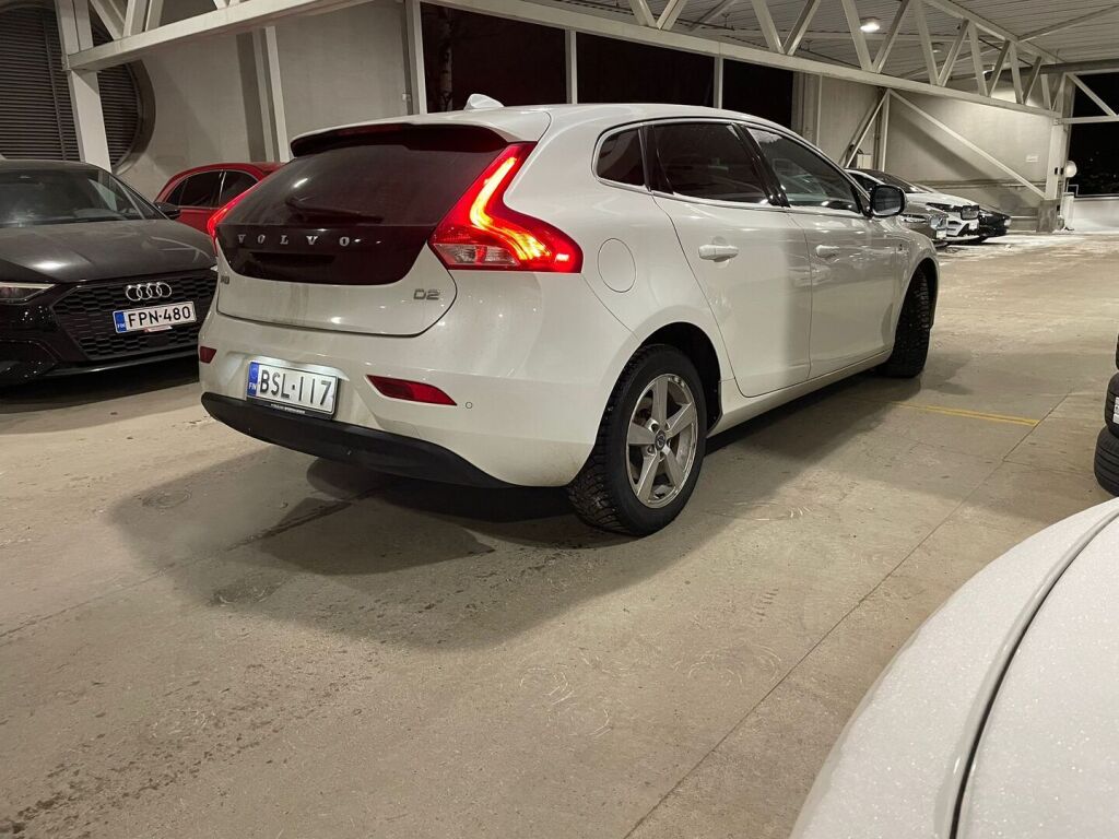 Volvo V40 2015 Valkoinen
