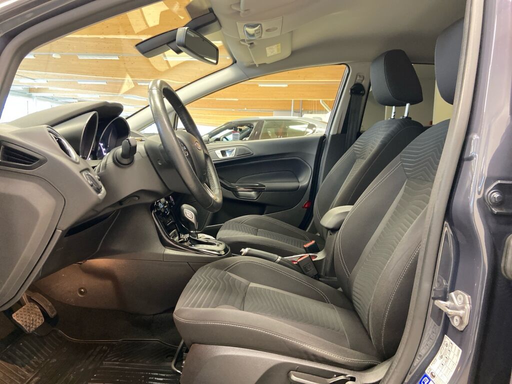 Ford Fiesta 2015 Harmaa