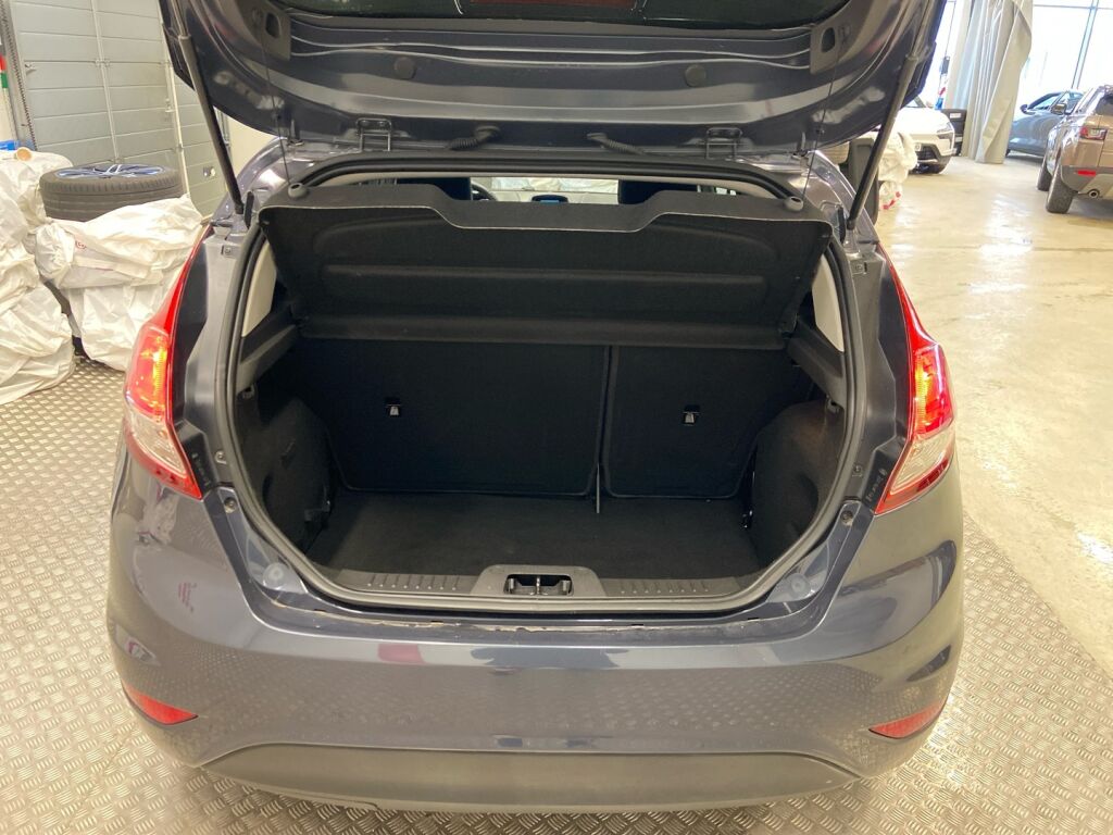 Ford Fiesta 2015 Harmaa