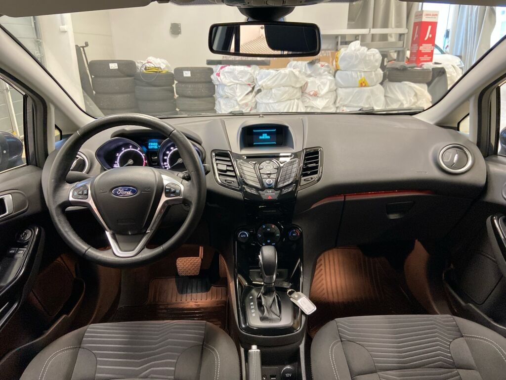Ford Fiesta 2015 Harmaa