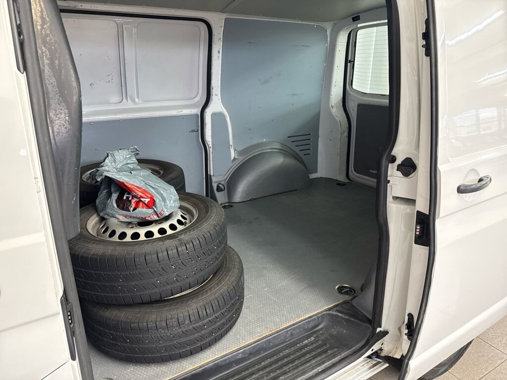 Volkswagen Transporter 2015 Valkoinen