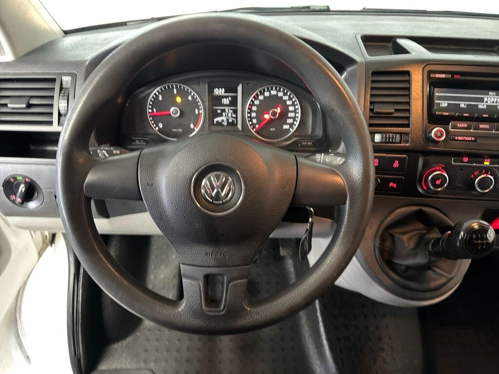 Volkswagen Transporter 2015 Valkoinen