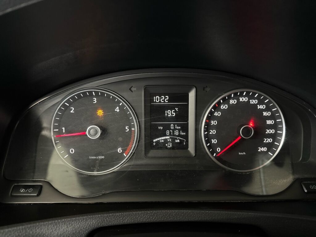 Volkswagen Transporter 2015 Valkoinen