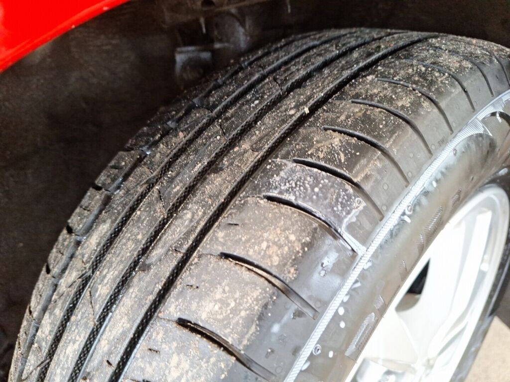 Hyundai i30 5d 2018 Punainen