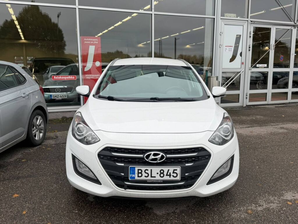 Hyundai i30 Wagon 2015 Valkoinen