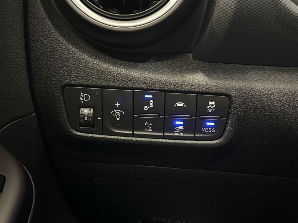 Hyundai KONA 2020 Oranssi