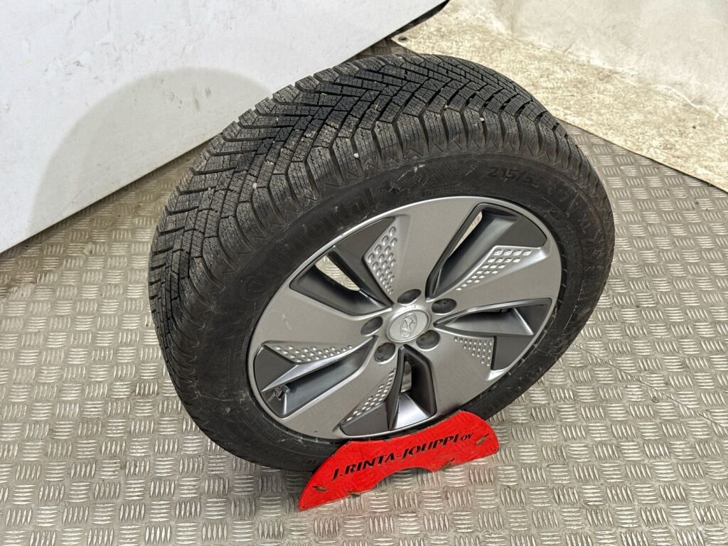 Hyundai KONA 2020 Oranssi