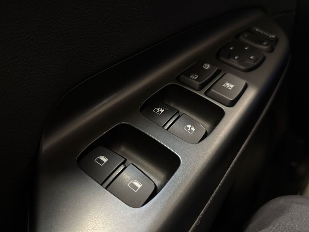 Hyundai KONA 2020 Oranssi