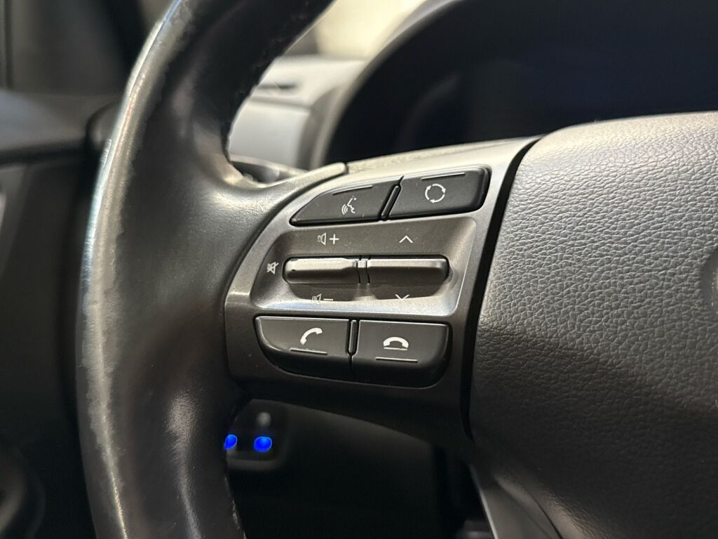 Hyundai KONA 2020 Oranssi