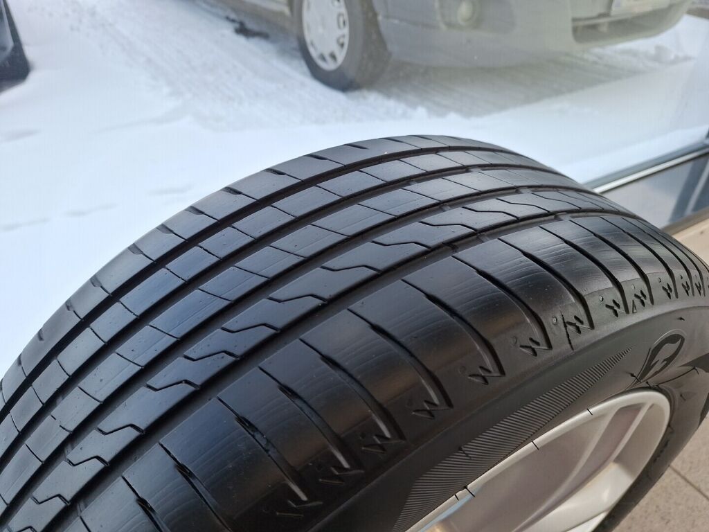 Ford Mondeo 2015 Punainen