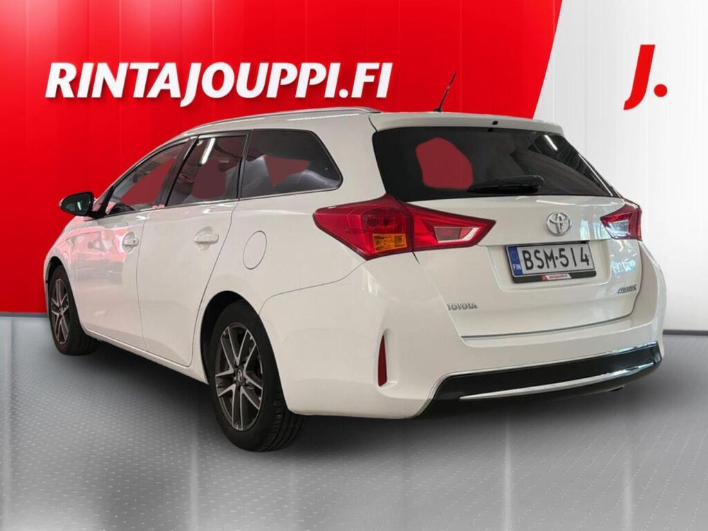 Toyota Auris 2015, kuva 3/30