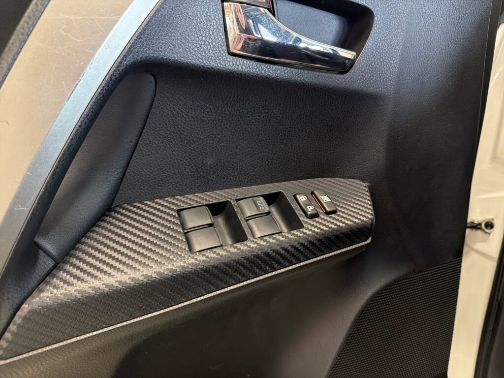 Toyota RAV4 2015 Valkoinen