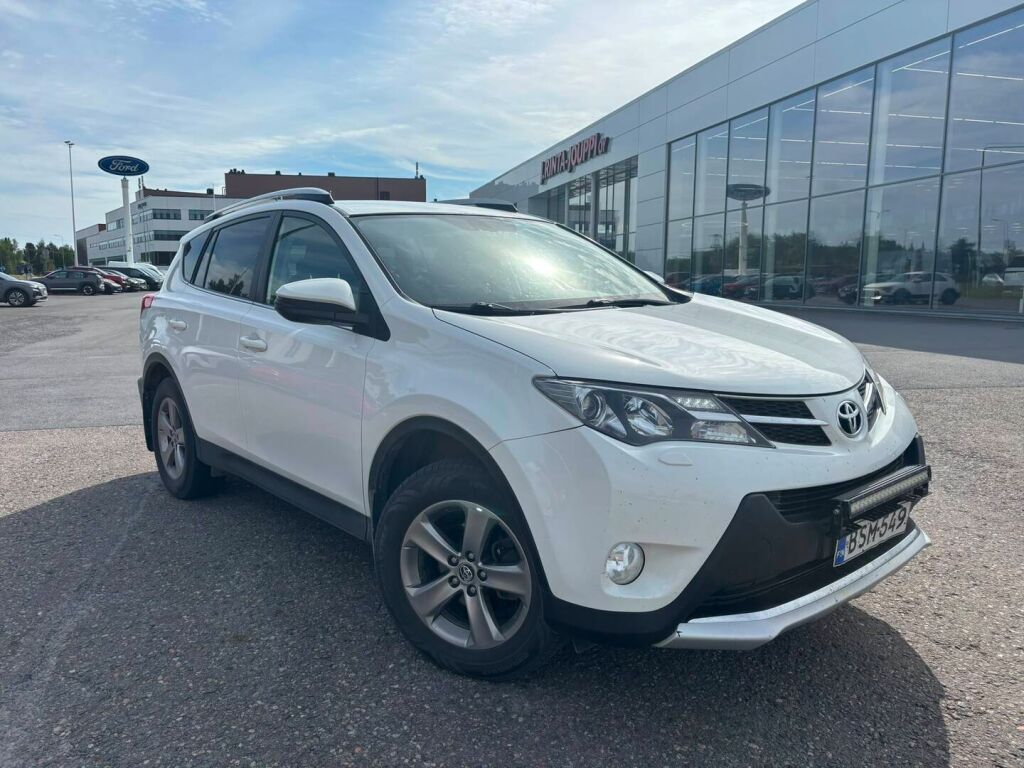Toyota RAV4 2015 Valkoinen