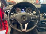 Mercedes-Benz GLA 2015 Punainen