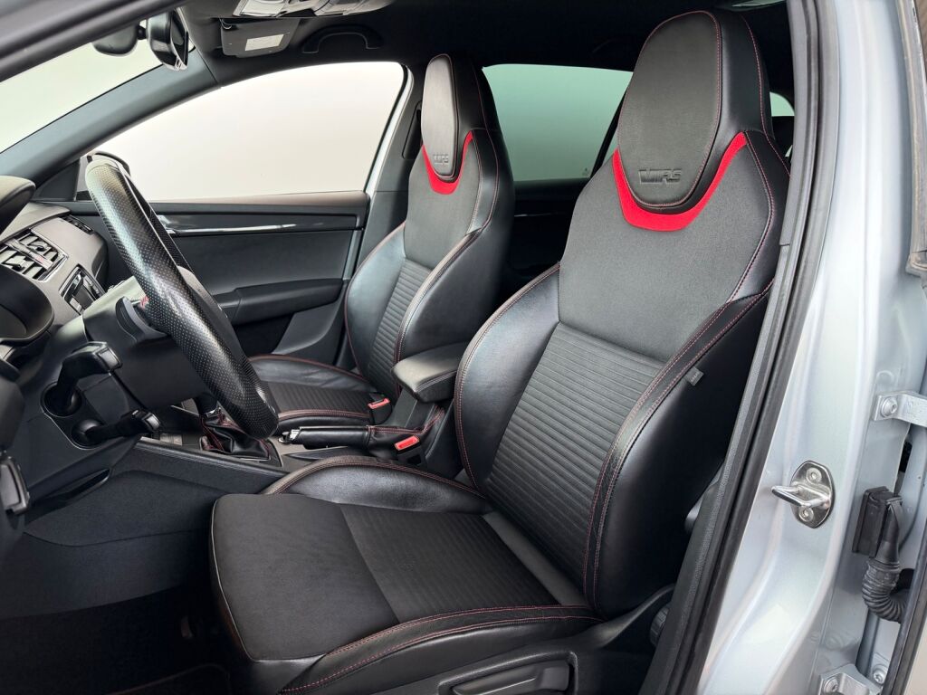 Skoda Octavia 2015 Hopea