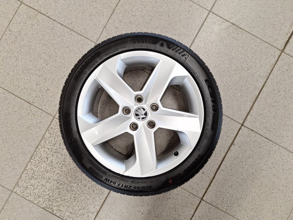 Skoda Octavia 2015 Hopea