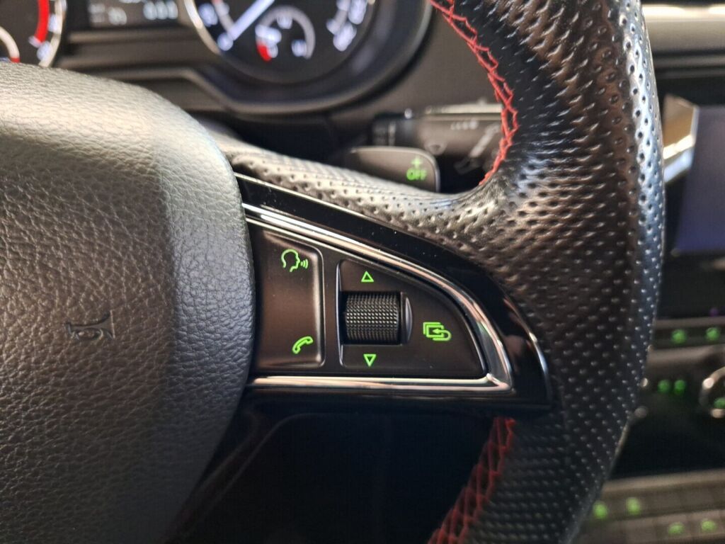 Skoda Octavia 2015 Hopea