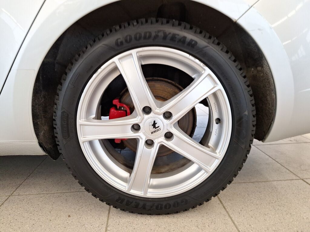 Skoda Octavia 2015 Hopea