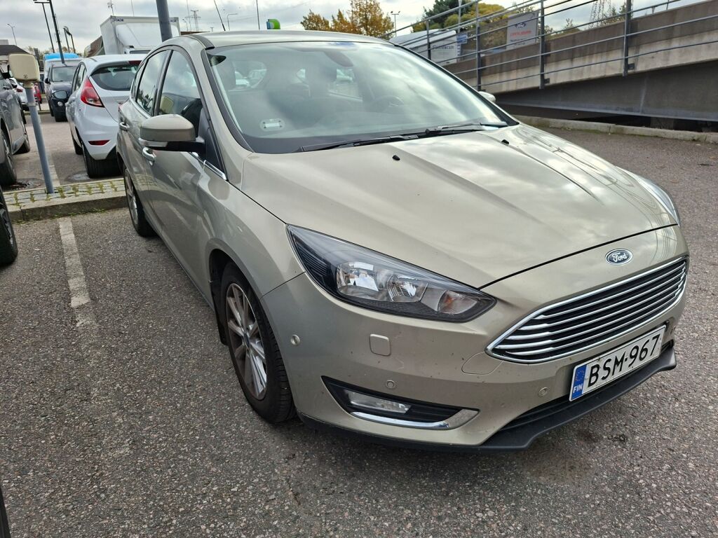 Ford Focus 2015 Harmaa