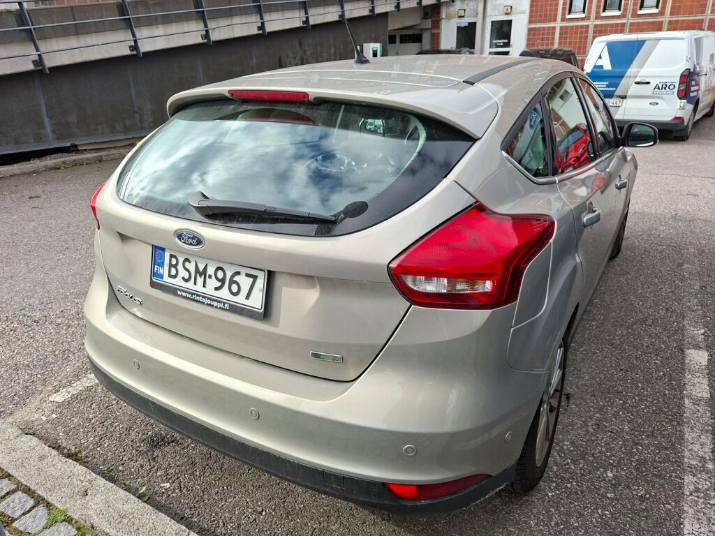 Ford Focus 2015 Harmaa