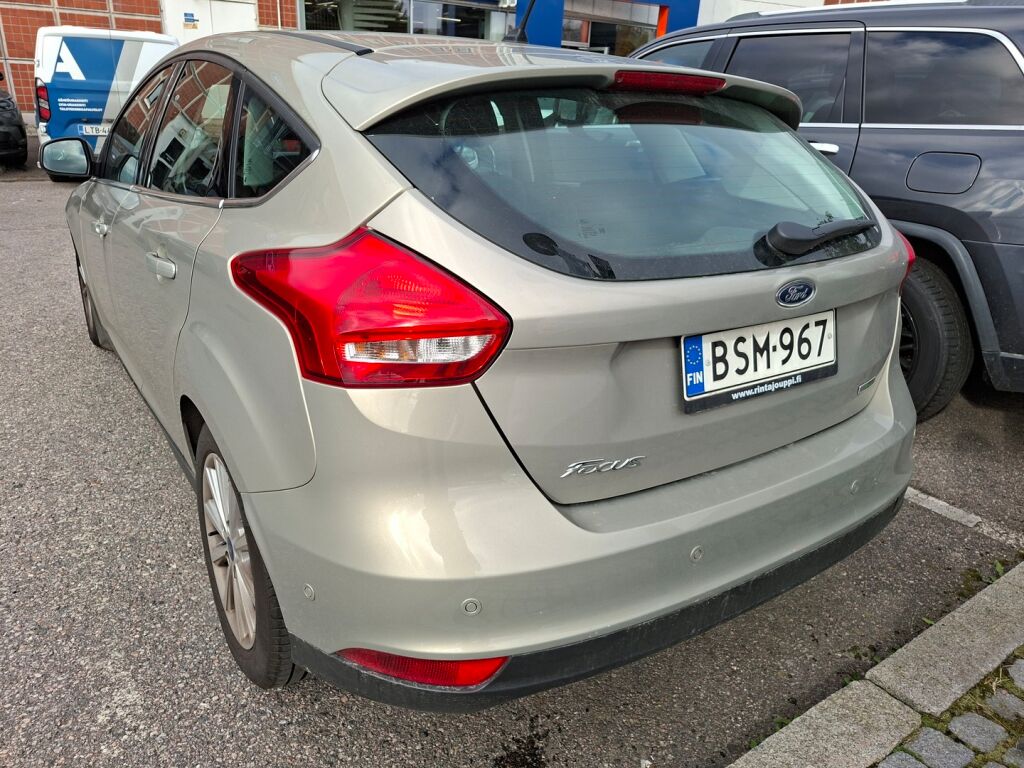 Ford Focus 2015 Harmaa