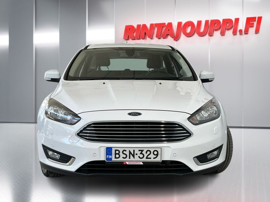 Ford Focus 2015 Valkoinen