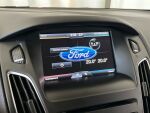 Ford Focus 2015 Valkoinen