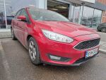 Ford Focus 2015 Punainen