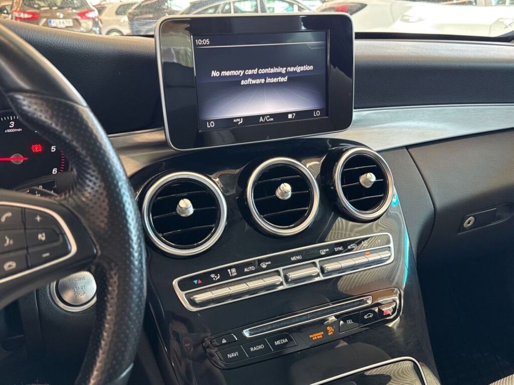 Mercedes-Benz C 2015 Musta