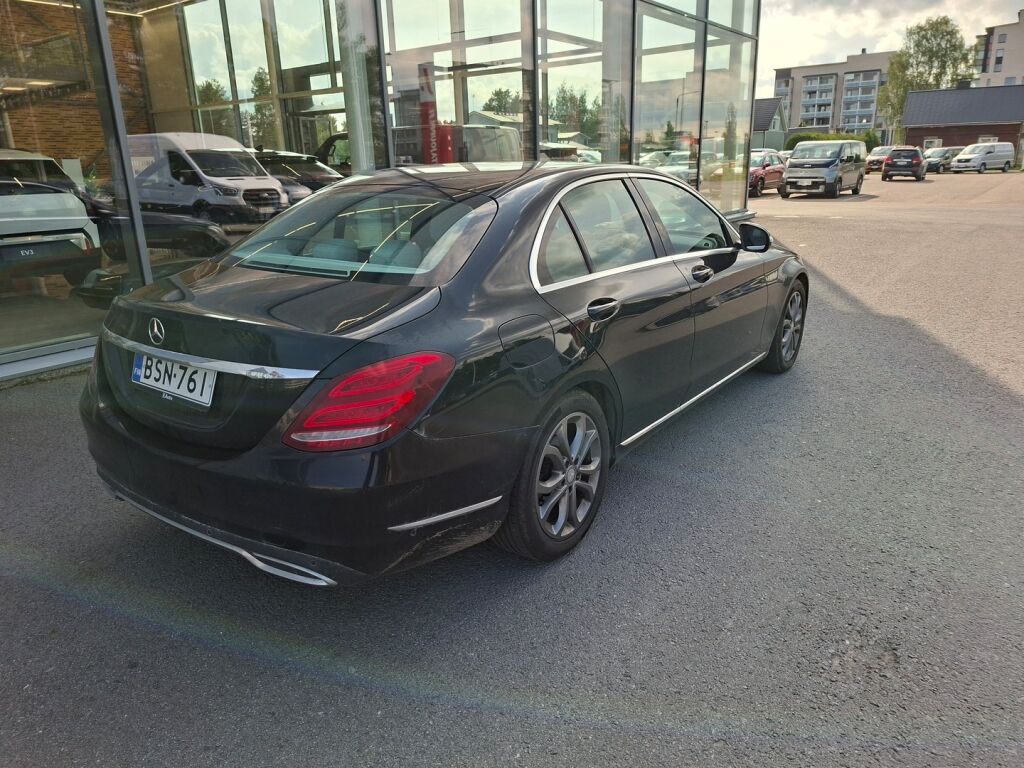 Mercedes-Benz C 2015 Musta