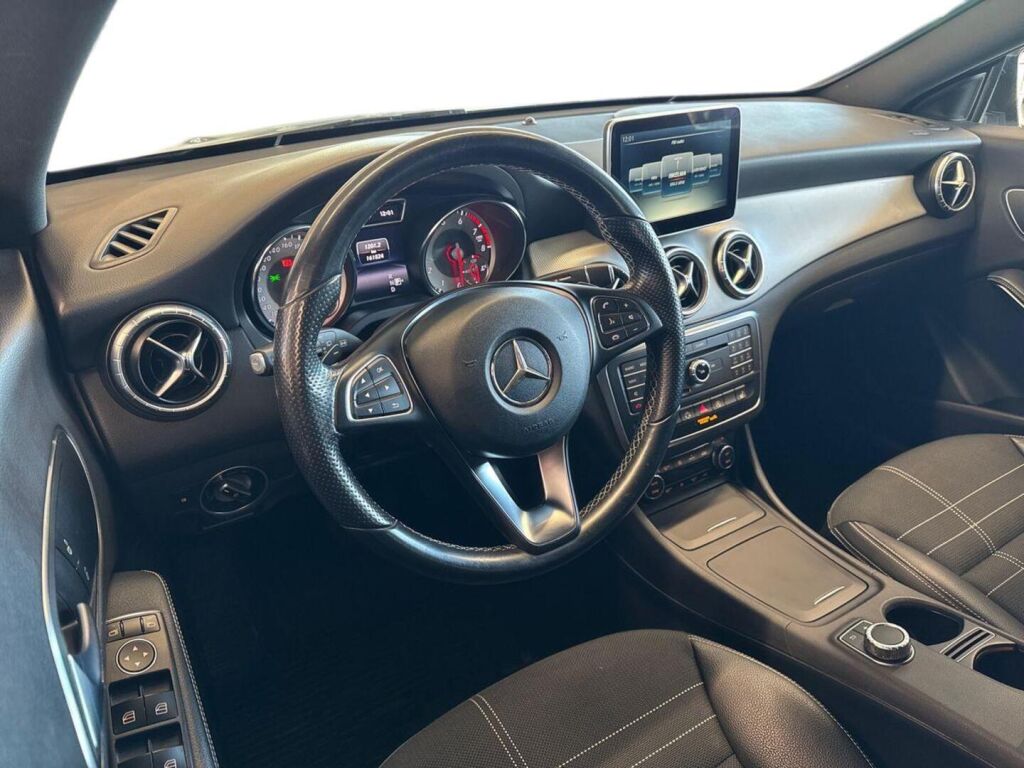 Mercedes-Benz CLA 2016 Harmaa