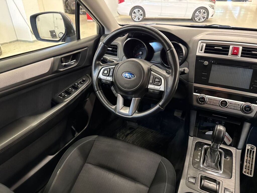 Subaru Outback 2015 Sininen