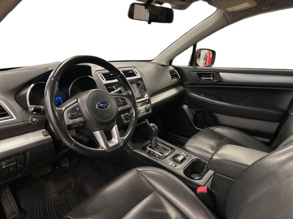 Subaru Outback 2015 Musta