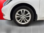 Kia Ceed 2015 Valkoinen