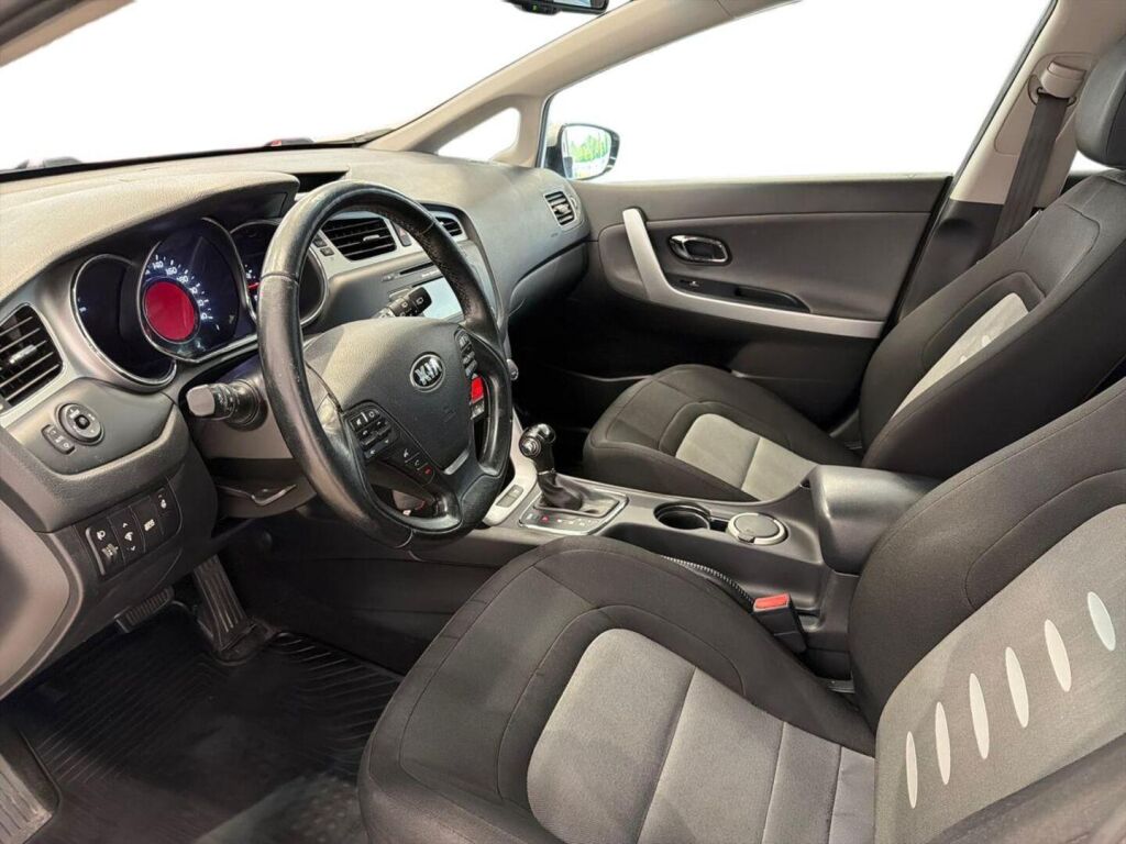 Kia Ceed 2015 Hopea