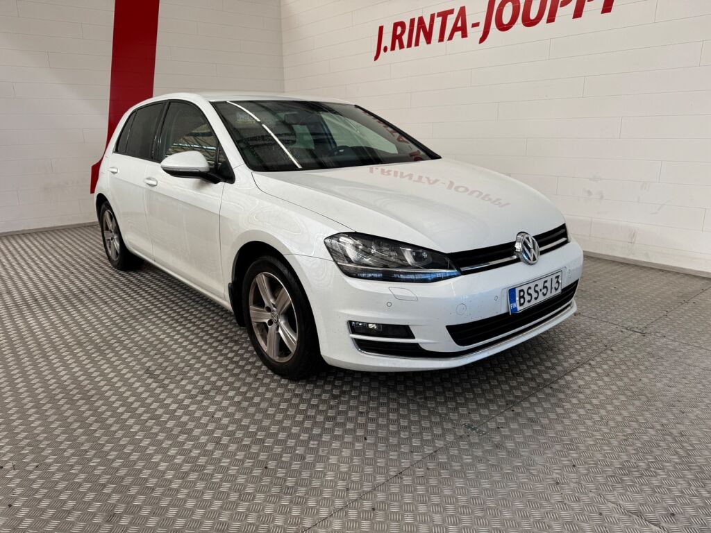 Volkswagen Golf 2015 Valkoinen